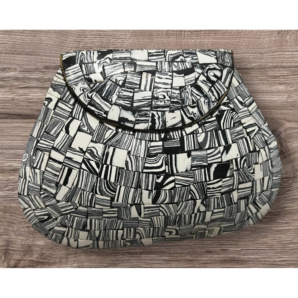 Ramla Handmade Moroccan Mosaic Stone Tile Crossbody Purse Black/White Chain Stra